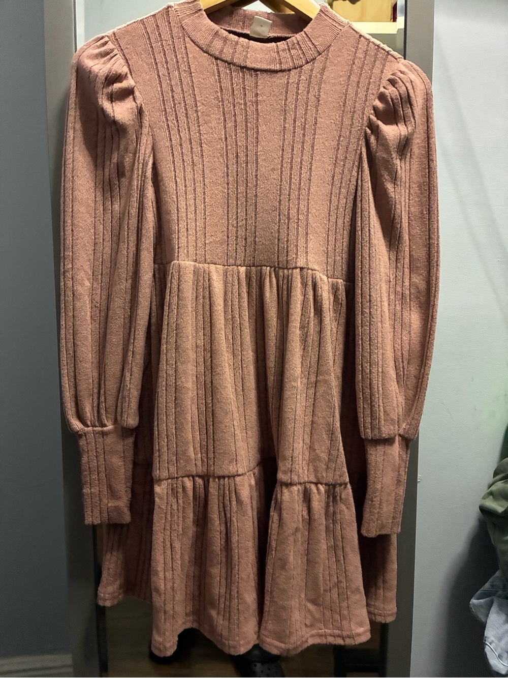 SHEIN Dusty Rose Ribbed Puff Sleeve Tiered Dress